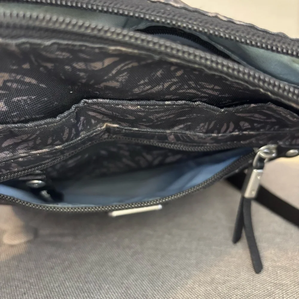 baggallini Go Bagg in Midnight Blossom Print